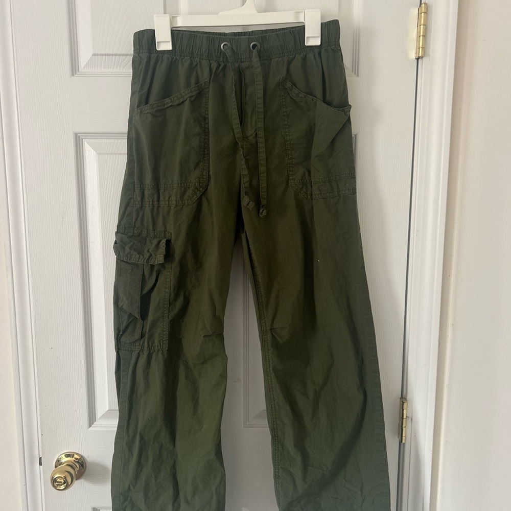 Aerie Green Cargo Pants